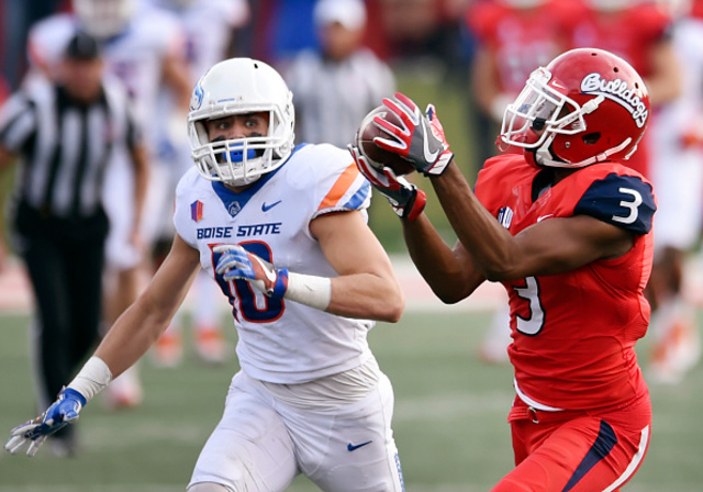 Fresno State beats No. 25 Boise State 28-17 in title preview